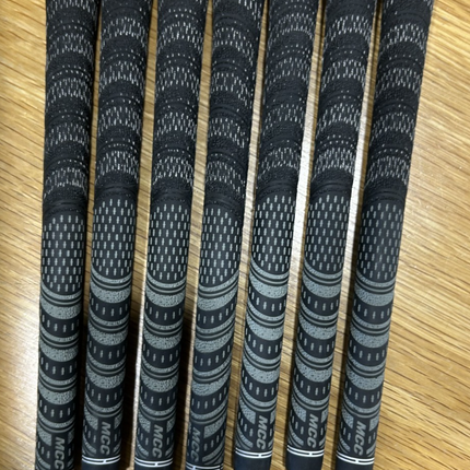 Mizuno Pro 243 Irons / 4-PW / Stiff Flex Dynamic Gold S300 Shafts